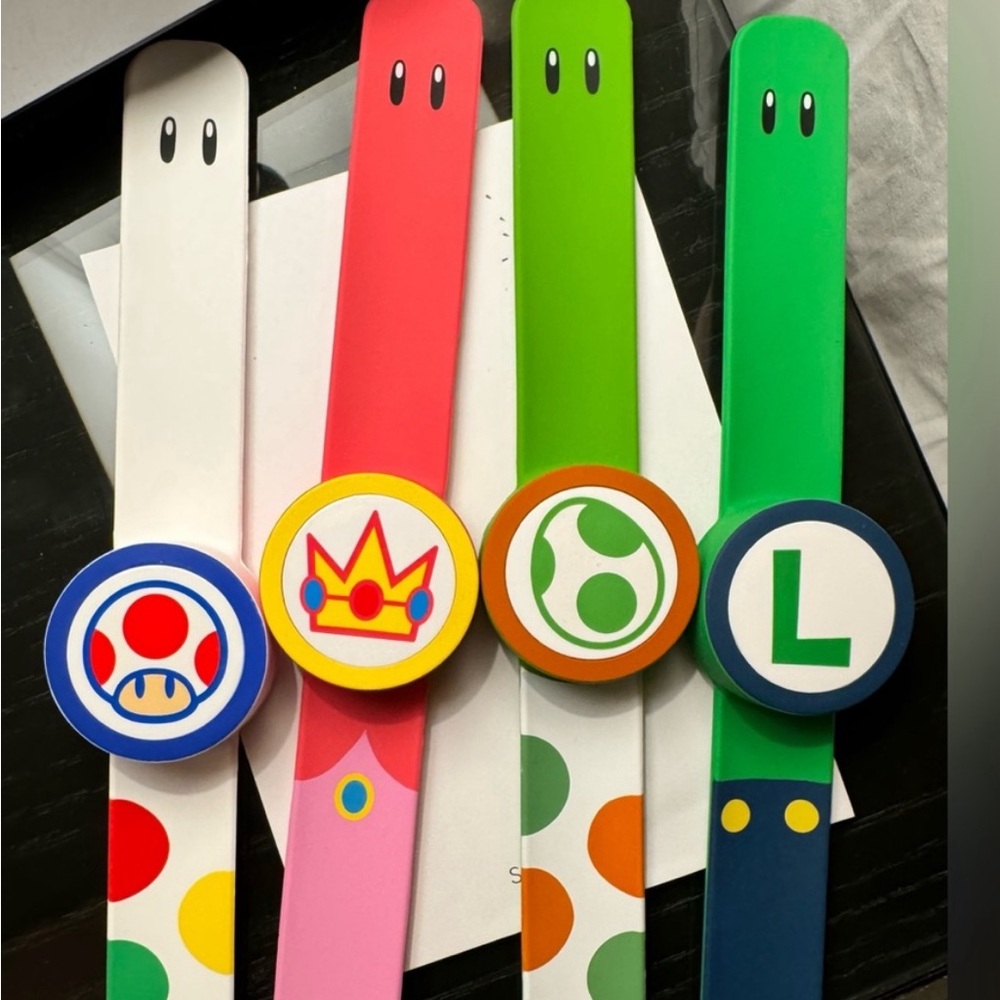 Peach and mushroom band
